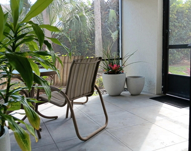 100 Coral Way E - Photo Thumbnail 4