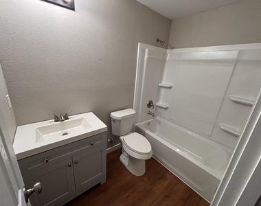 8546 Talton Street - Photo Thumbnail 5