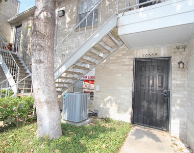 10639 Braes Bend Drive - Photo Thumbnail 18