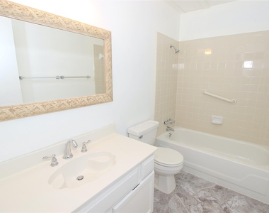 10639 Braes Bend Drive - Photo Thumbnail 11