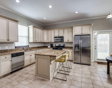 15426 Addicks Stone Drive - Photo Thumbnail 2