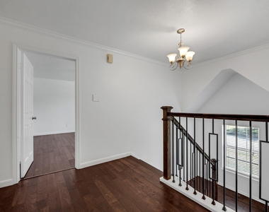 4422 Warwick Drive - Photo Thumbnail 17