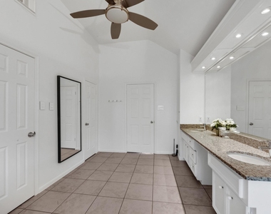4422 Warwick Drive - Photo Thumbnail 26