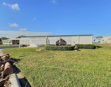667 Sugar Palm Street - Photo Thumbnail 2
