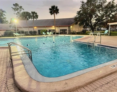 667 Sugar Palm Street - Photo Thumbnail 3