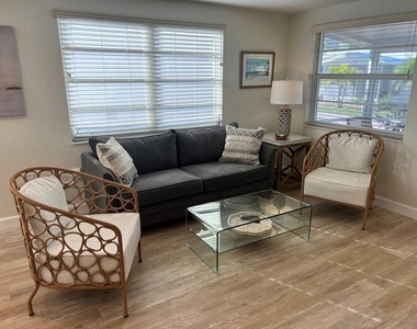6020 Midnight Pass Road - Photo Thumbnail 5