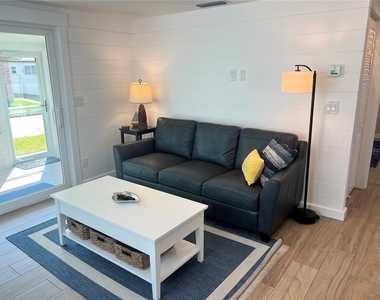 6020 Midnight Pass Road - Photo Thumbnail 1