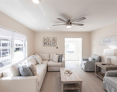 6020 Midnight Pass Road - Photo Thumbnail 4