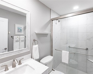 6020 Midnight Pass Road - Photo Thumbnail 25
