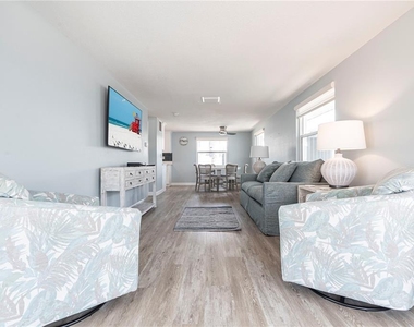 6020 Midnight Pass Road - Photo Thumbnail 4