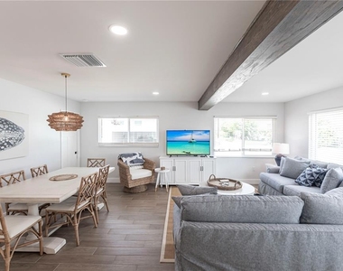 6020 Midnight Pass Road - Photo Thumbnail 20