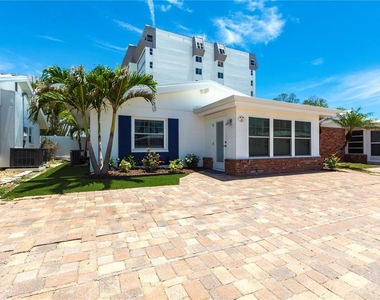 6020 Midnight Pass Road - Photo Thumbnail 2