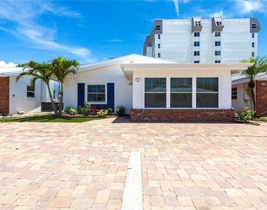 6020 Midnight Pass Road - Photo Thumbnail 3