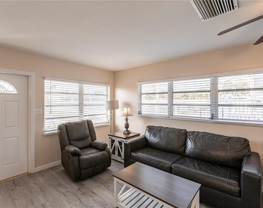 6020 Midnight Pass Road - Photo Thumbnail 3