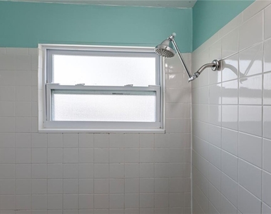 6020 Midnight Pass Road - Photo Thumbnail 21