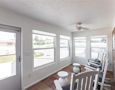 6020 Midnight Pass Road - Photo Thumbnail 8