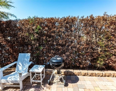 6020 Midnight Pass Road - Photo Thumbnail 20