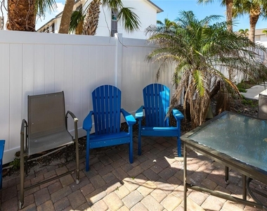 6020 Midnight Pass Road - Photo Thumbnail 14