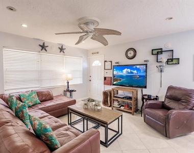 6020 Midnight Pass Road - Photo Thumbnail 3