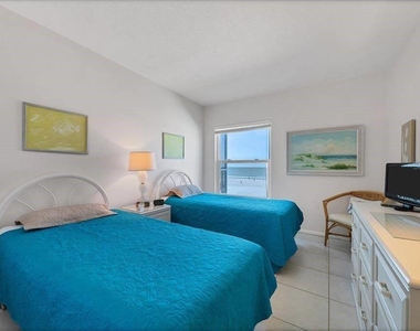 6154 Midnight Pass Road - Photo Thumbnail 8