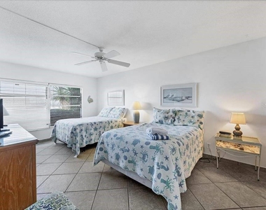 6154 Midnight Pass Road - Photo Thumbnail 7