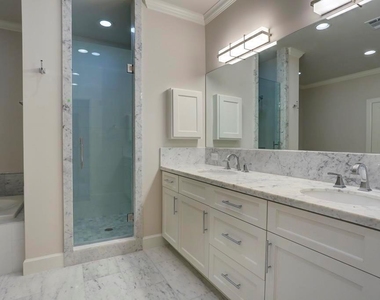 1522 Dunlavy Street - Photo Thumbnail 10