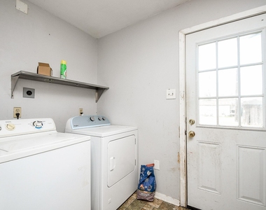 11602 Dover Street - Photo Thumbnail 16