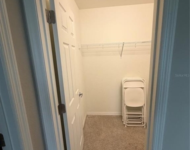 3024 Fieldwood Circle - Photo Thumbnail 11