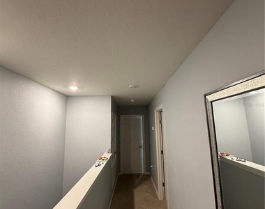 3024 Fieldwood Circle - Photo Thumbnail 23