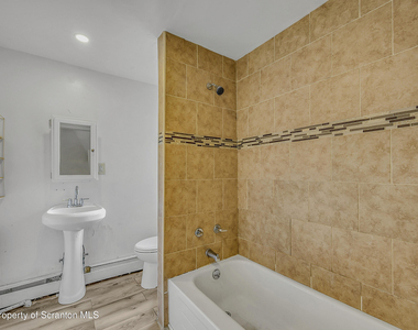 266 Rutter Avenue - Photo Thumbnail 6