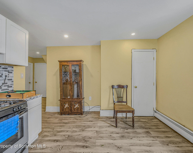 266 Rutter Avenue - Photo Thumbnail 10