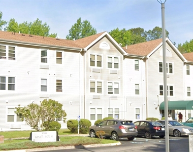 2139 Broadmoor Ave - Photo Thumbnail 1