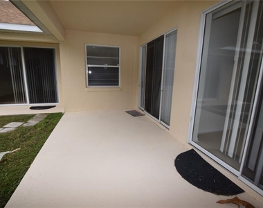 2604 Lutza Way - Photo Thumbnail 2