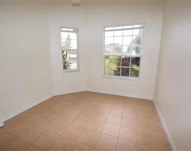 2604 Lutza Way - Photo Thumbnail 7