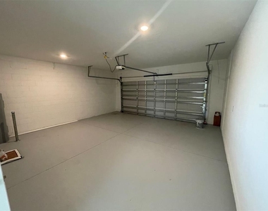 2896 Muller Oak Loop - Photo Thumbnail 17