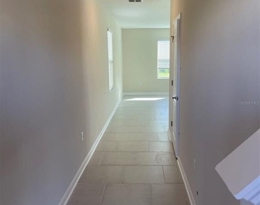 2896 Muller Oak Loop - Photo Thumbnail 2