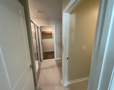 2896 Muller Oak Loop - Photo Thumbnail 10
