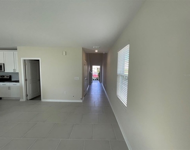 2896 Muller Oak Loop - Photo Thumbnail 5