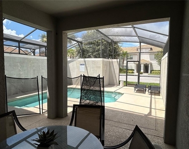 1573 Moon Valley Drive - Photo Thumbnail 10