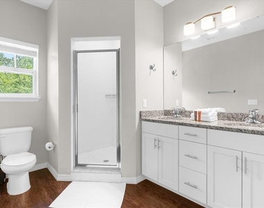 5350 Diplomat Court - Photo Thumbnail 26