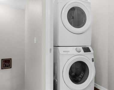 5350 Diplomat Court - Photo Thumbnail 27