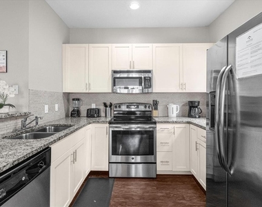 5350 Diplomat Court - Photo Thumbnail 11