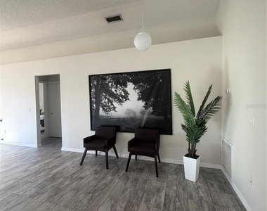 548 Glen Haven Drive - Photo Thumbnail 7