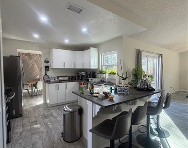 548 Glen Haven Drive - Photo Thumbnail 10
