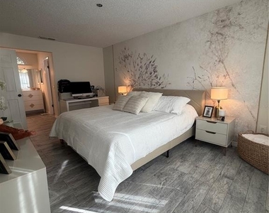 548 Glen Haven Drive - Photo Thumbnail 16
