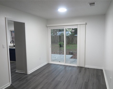 509 Nw 19th Lane - Photo Thumbnail 10