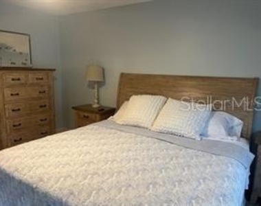 7886 Eagle Creek Drive - Photo Thumbnail 4