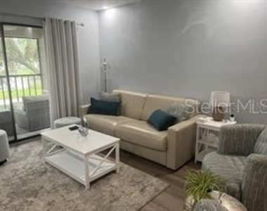 7886 Eagle Creek Drive - Photo Thumbnail 9