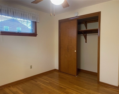 6121 Old William Penn Hwy - Photo Thumbnail 16
