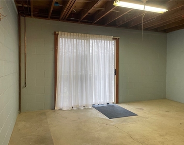 6121 Old William Penn Hwy - Photo Thumbnail 22